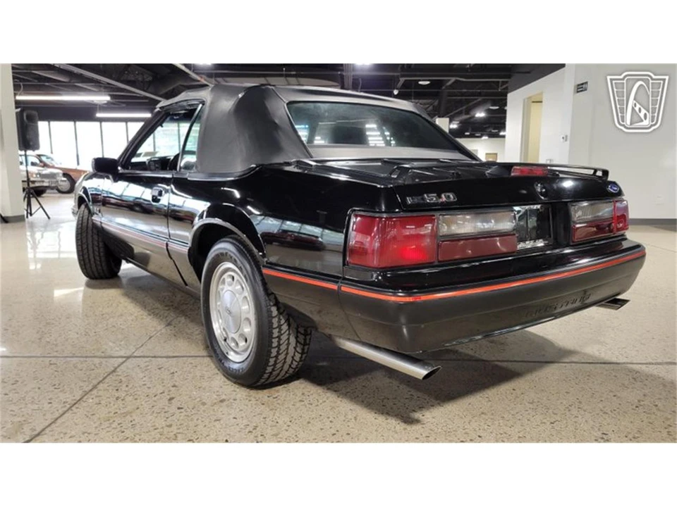 1989 Ford Mustang 3rd Gen - Image 28 of 31