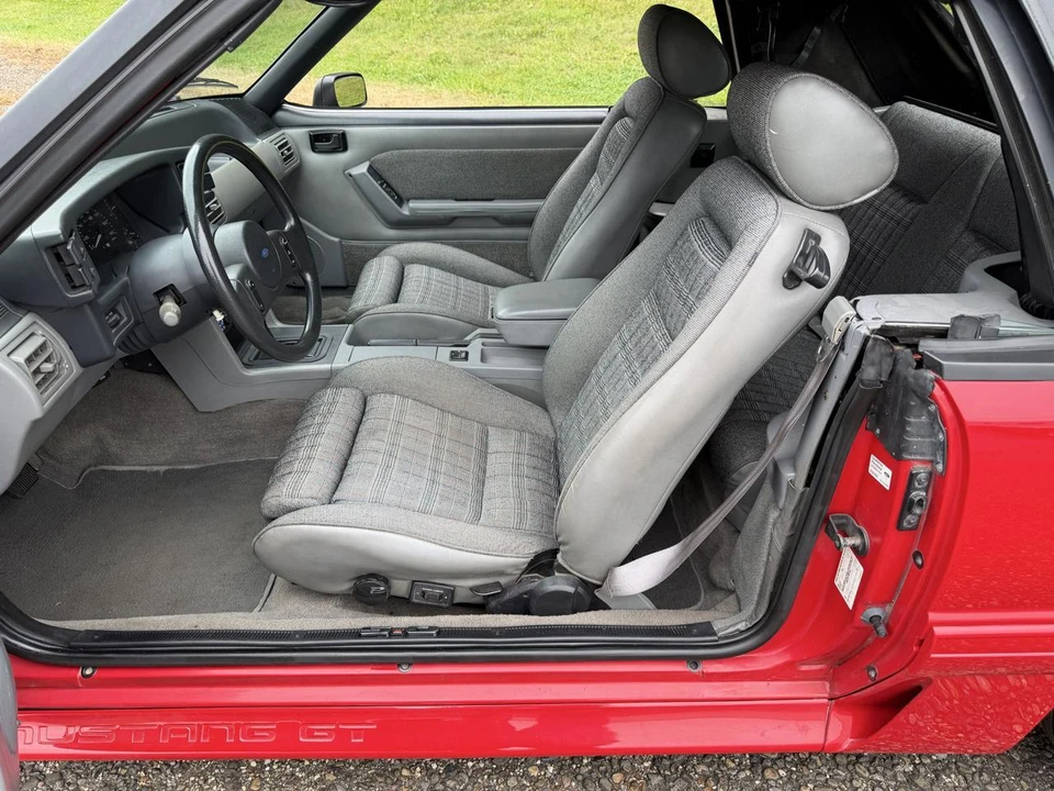 1989 Ford Mustang 3rd Gen - Image 15 of 31