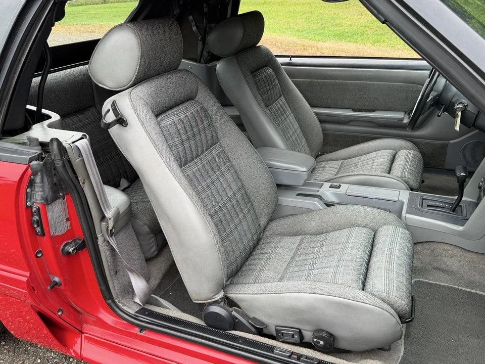 1989 Ford Mustang 3rd Gen - Image 25 of 31