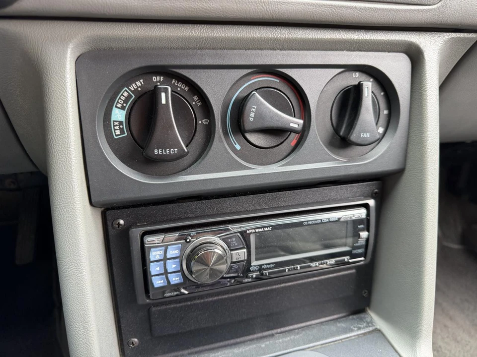 1989 Ford Mustang 3rd Gen - Image 20 of 31