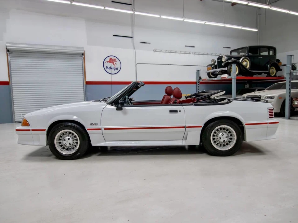 1989 Ford Mustang 3rd Gen - Image 9 of 31