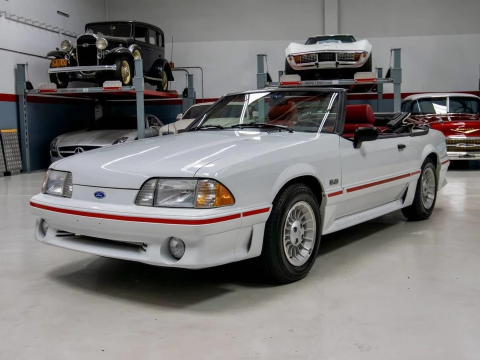 1989 Ford Mustang 3rd Gen - Image 2 of 31