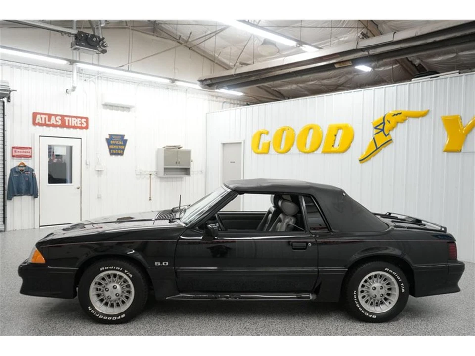1989 Ford Mustang 3rd Gen - Image 5 of 31