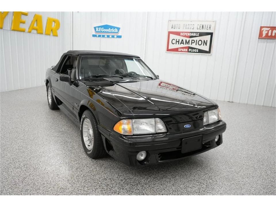 1989 Ford Mustang 3rd Gen - Image 21 of 31