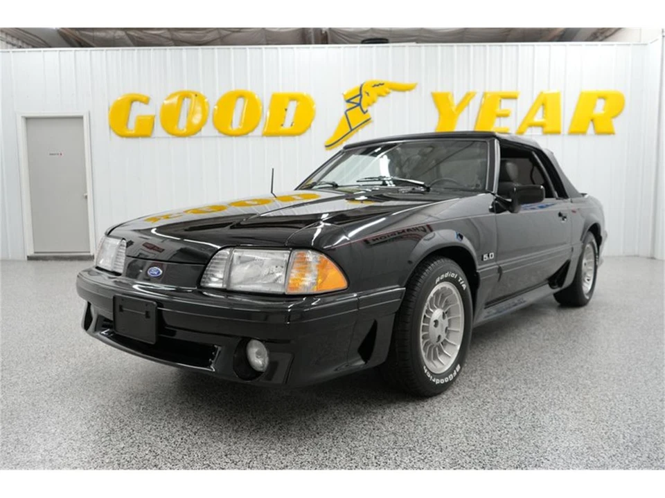 1989 Ford Mustang 3rd Gen - Image 2 of 31