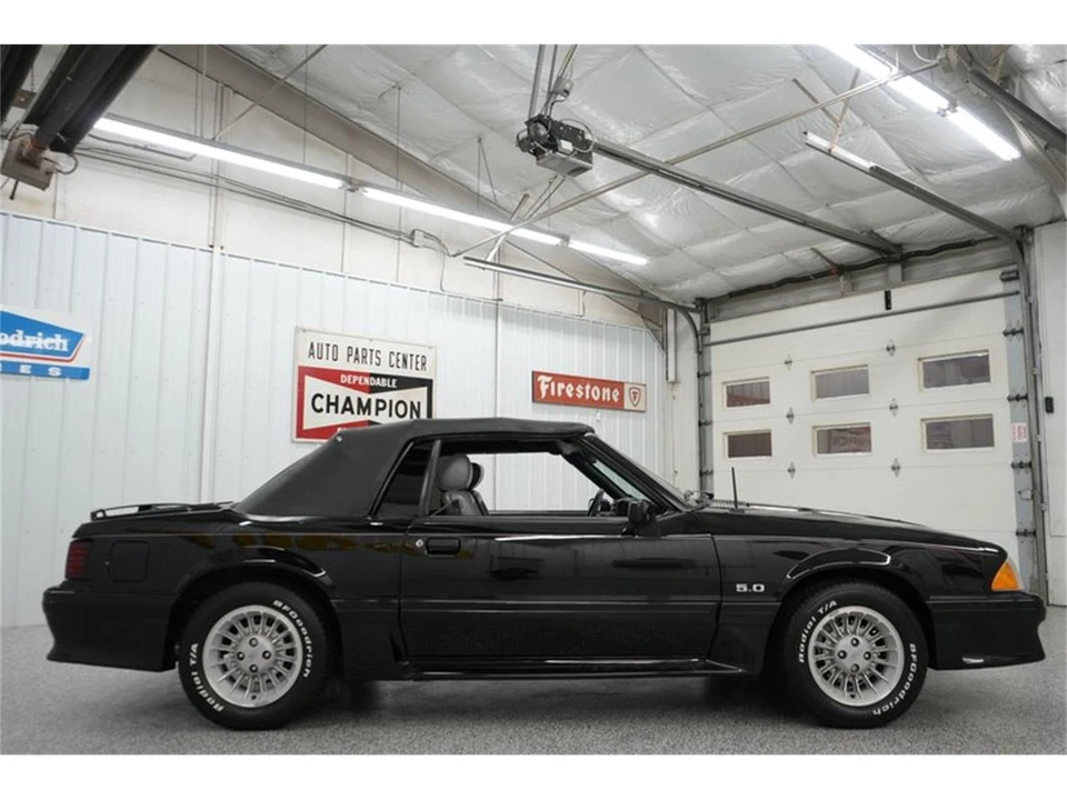 1989 Ford Mustang 3rd Gen - Image 18 of 31
