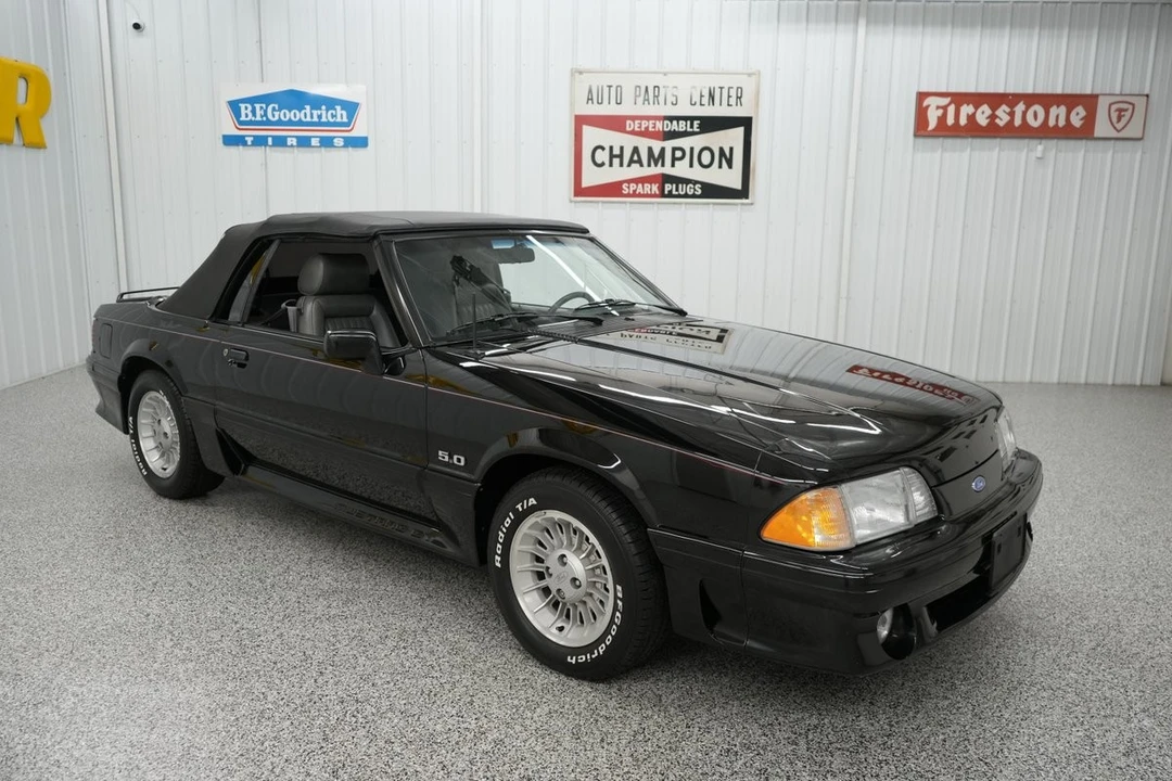 1989 Ford Mustang - Image 20 of 31