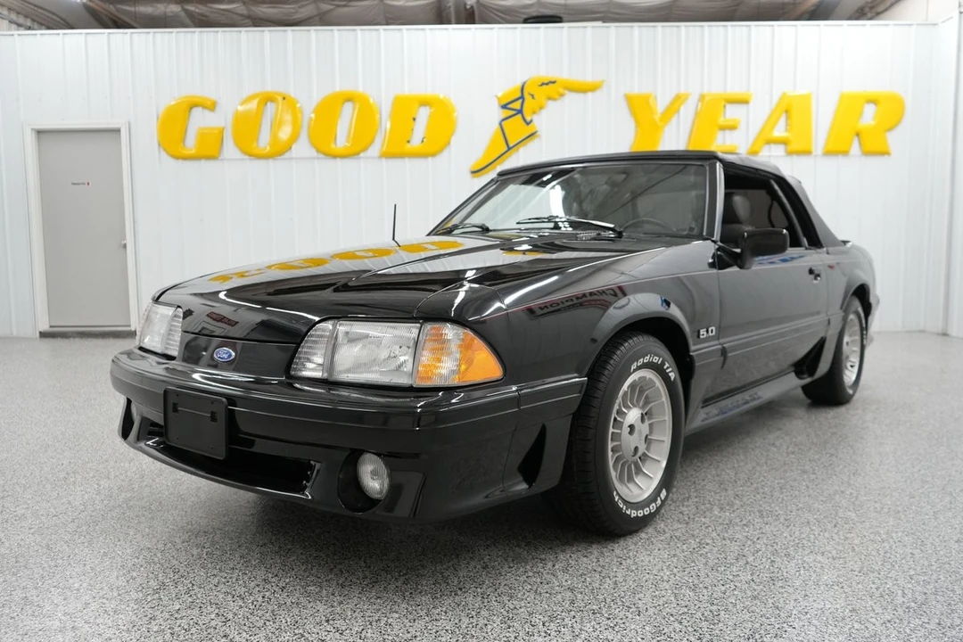 1989 Ford Mustang - Image 2 of 31