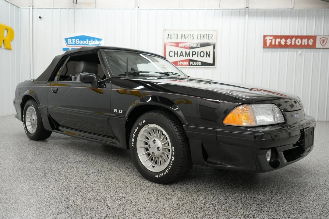 1989 Ford Mustang - Image 21 of 31