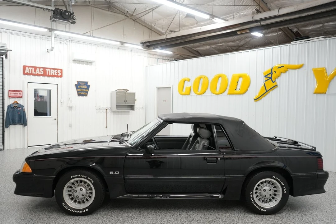 1989 Ford Mustang - Image 5 of 31