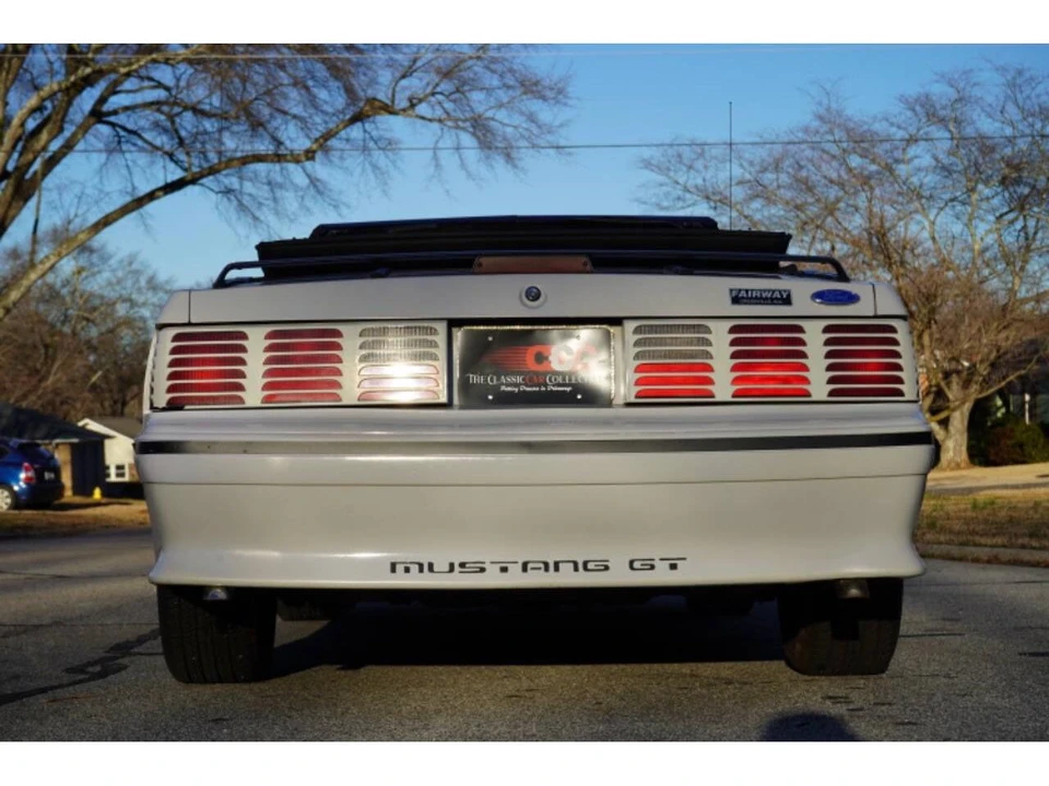 1989 Ford Mustang 3rd Gen - Image 21 of 31