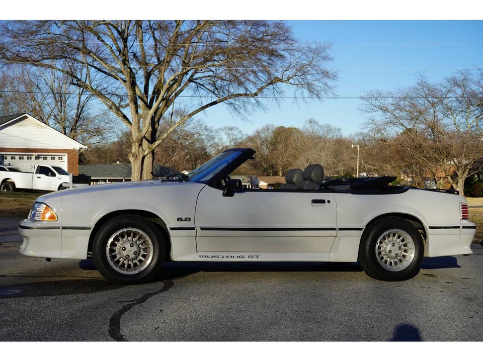 1989 Ford Mustang 3rd Gen - Image 12 of 31