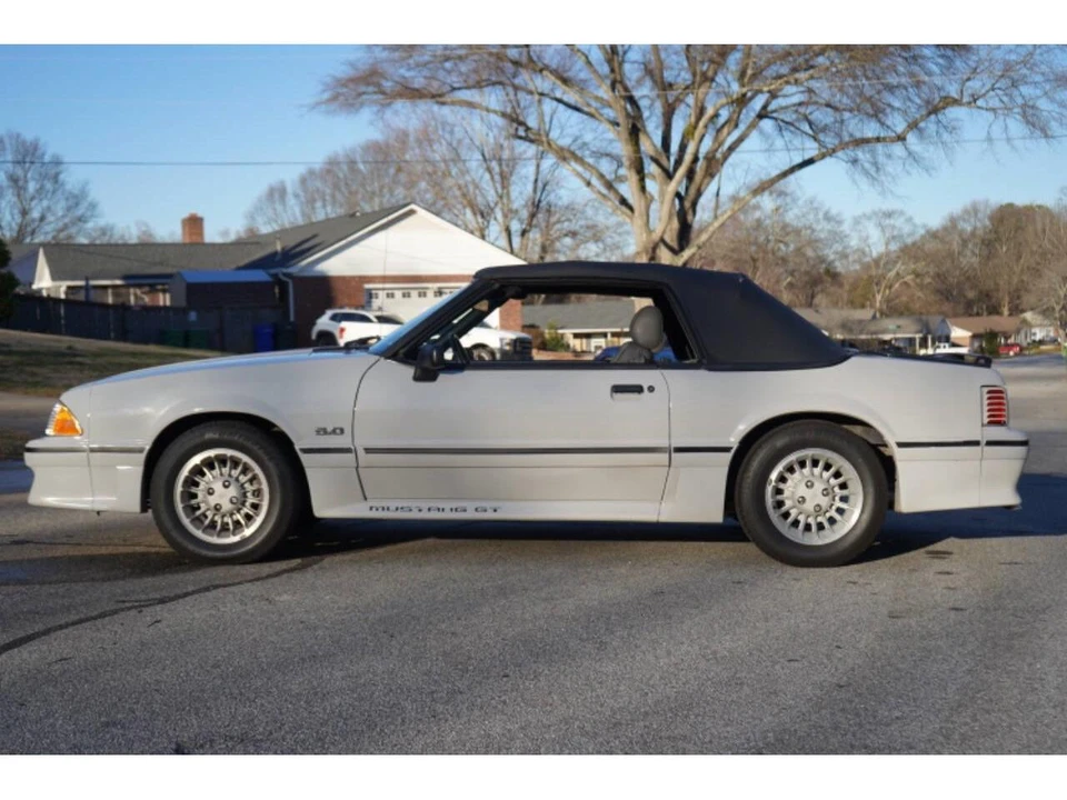 1989 Ford Mustang 3rd Gen - Image 9 of 31
