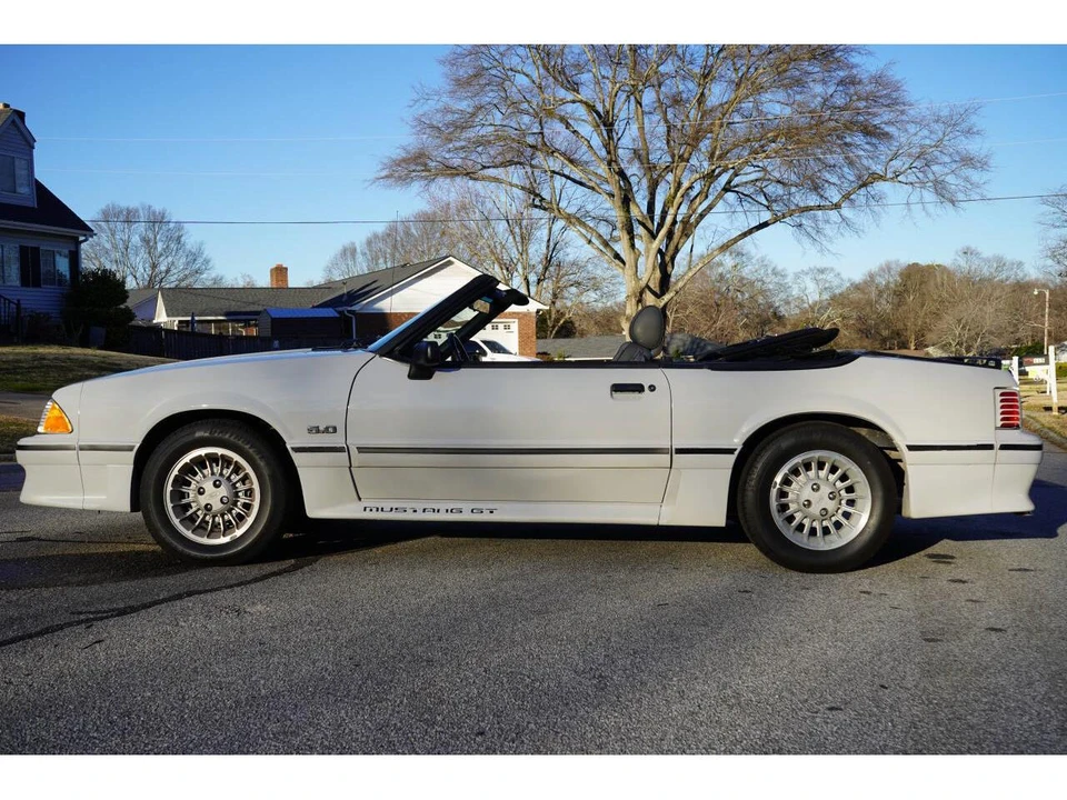 1989 Ford Mustang 3rd Gen - Image 10 of 31