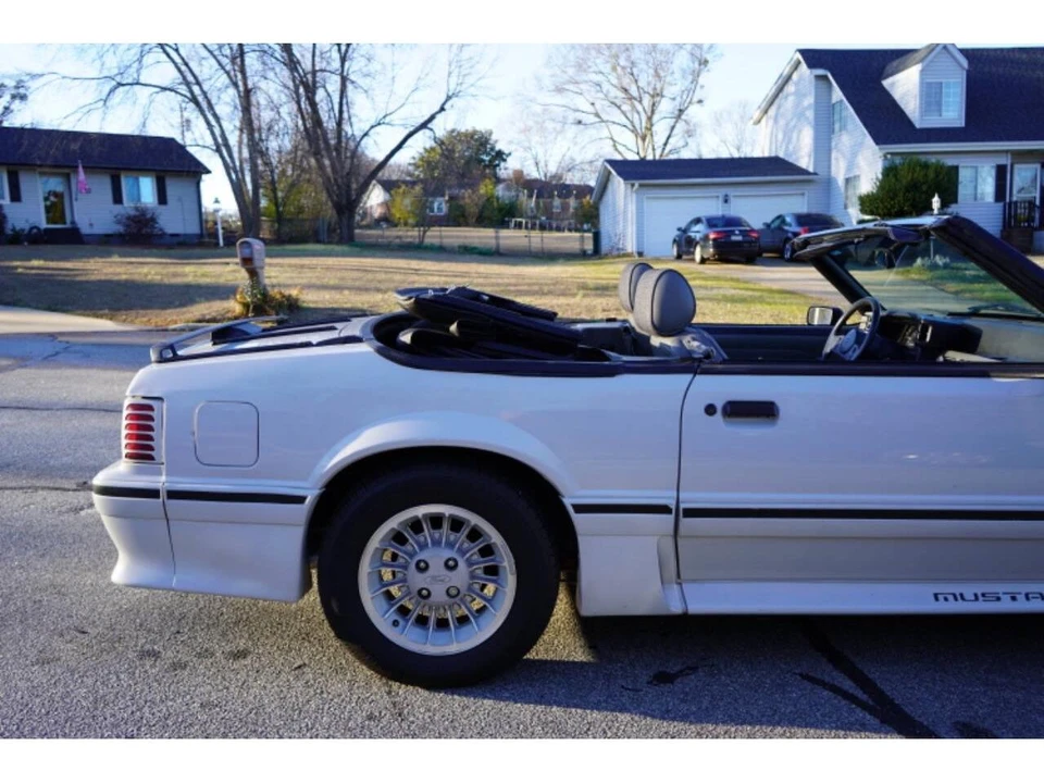 1989 Ford Mustang 3rd Gen - Image 30 of 31