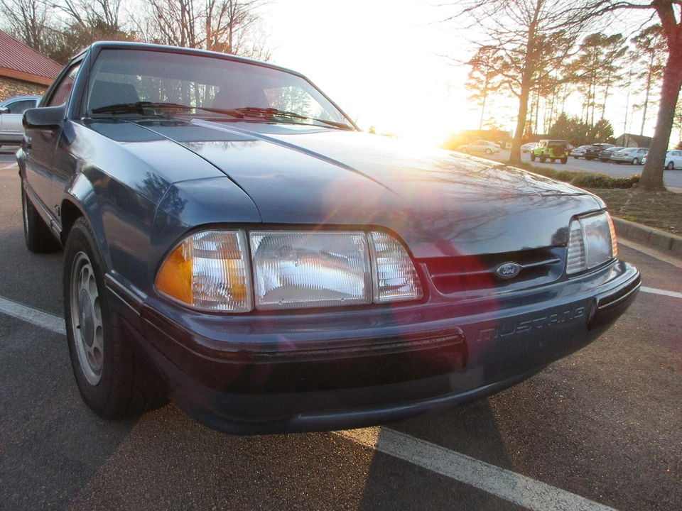 1989 Ford Mustang 3rd Gen - Image 28 of 31