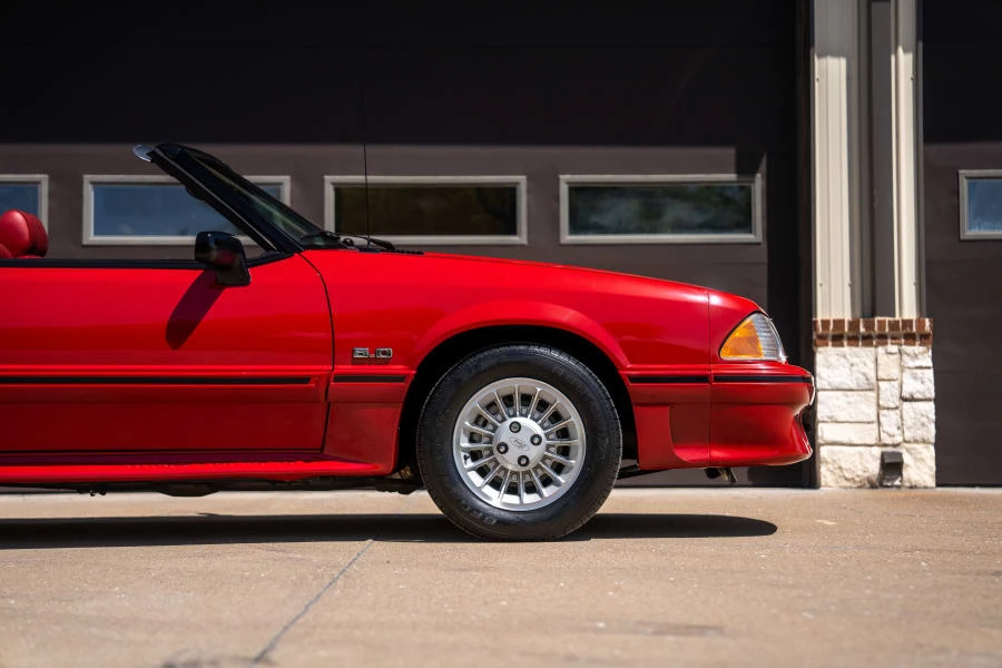 1989 Ford Mustang 3rd Gen - Image 11 of 31