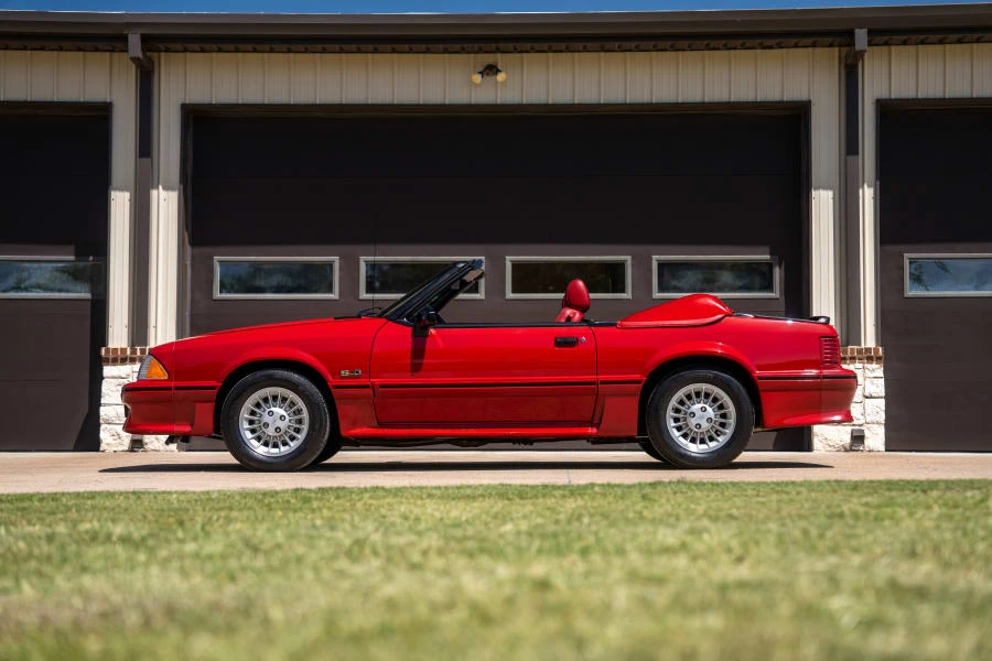 1989 Ford Mustang 3rd Gen - Image 2 of 31