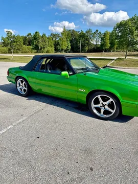 1989 Ford Mustang Coupe 2D