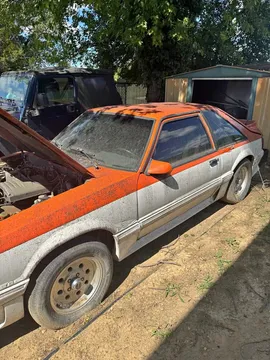 1989 Ford Mustang Coupe 2D