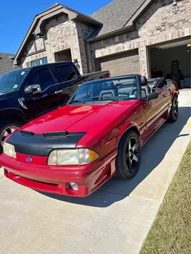 1989 Ford Mustang Deluxe Convertible 2D