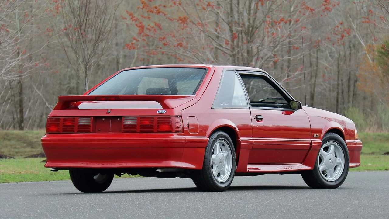 1989 Ford Mustang GT 3rd Gen - Image 13 of 30