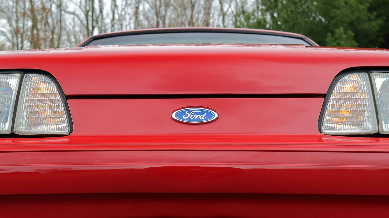 1989 Ford Mustang GT 3rd Gen - Image 25 of 30