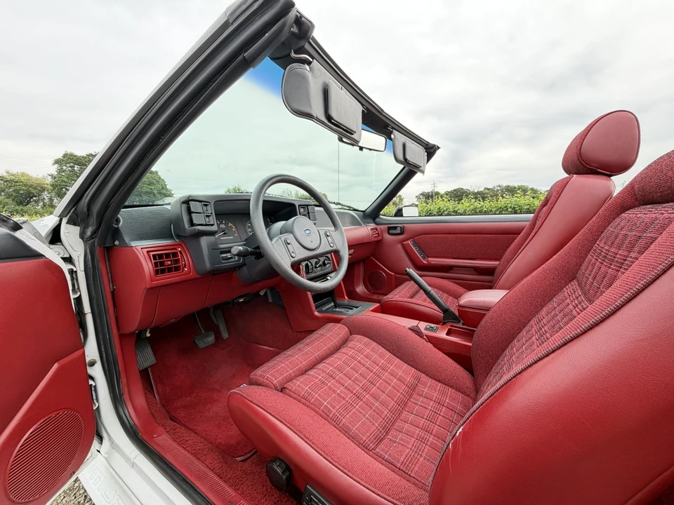 1989 Ford Mustang GT 3rd Gen - Image 26 of 31