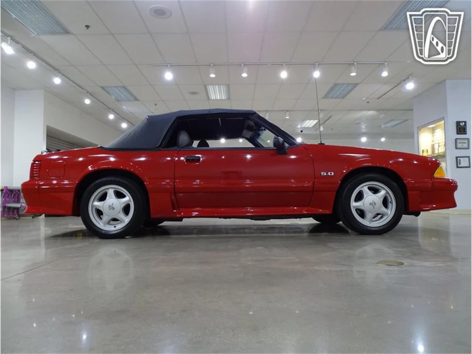 1989 Ford Mustang GT 3rd Gen - Image 19 of 31