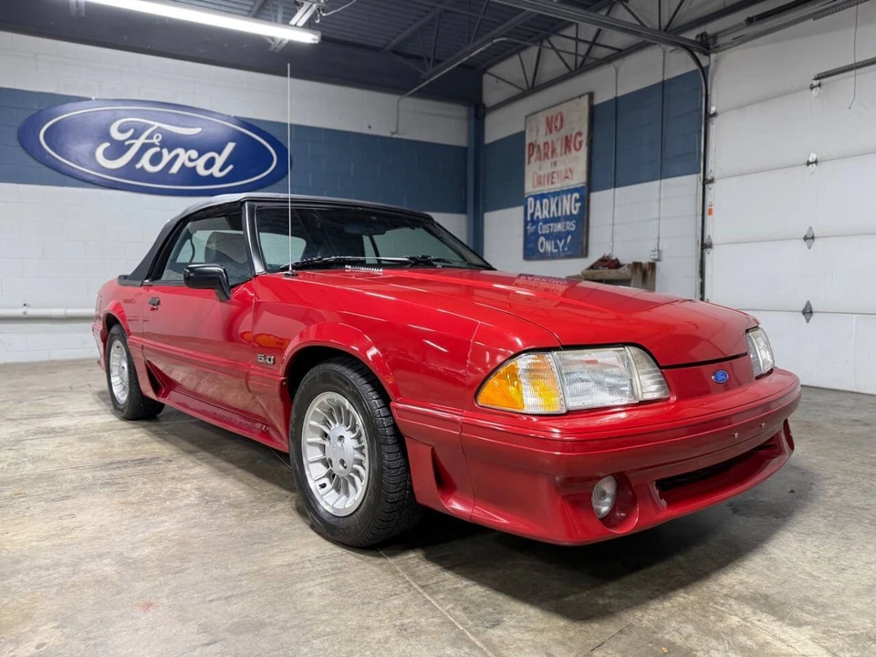 1989 Ford Mustang GT 3rd Gen - Image 12 of 21