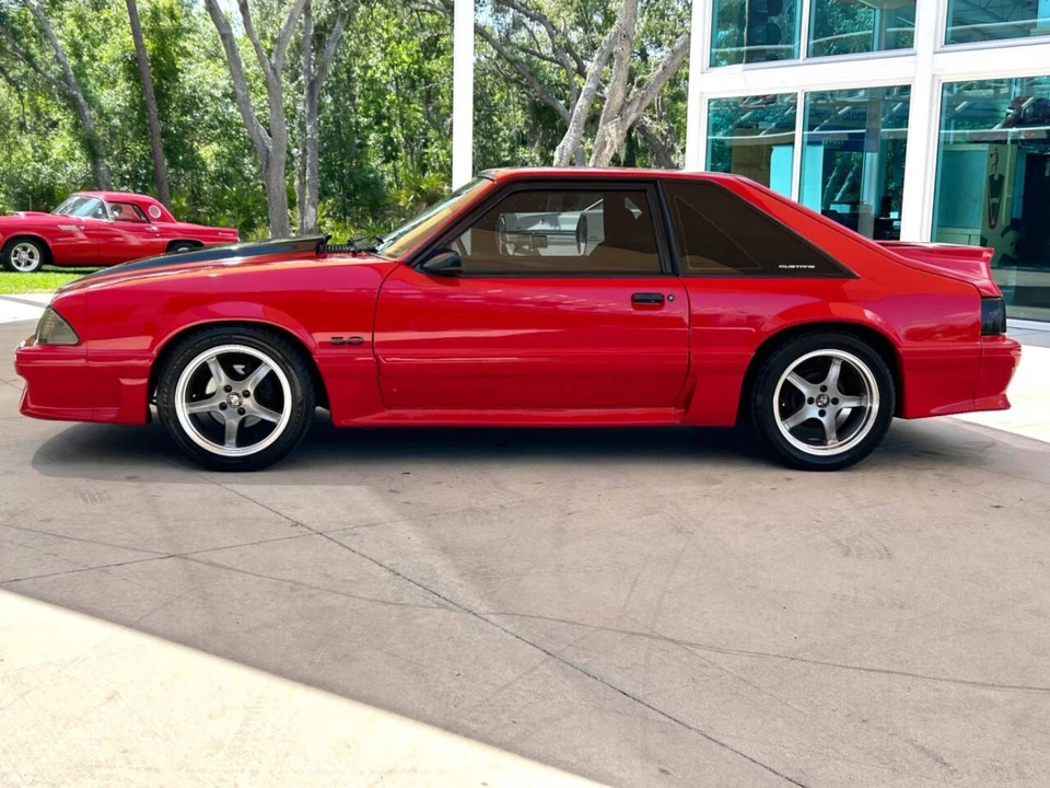 1989 Ford Mustang GT 3rd Gen - Image 11 of 12