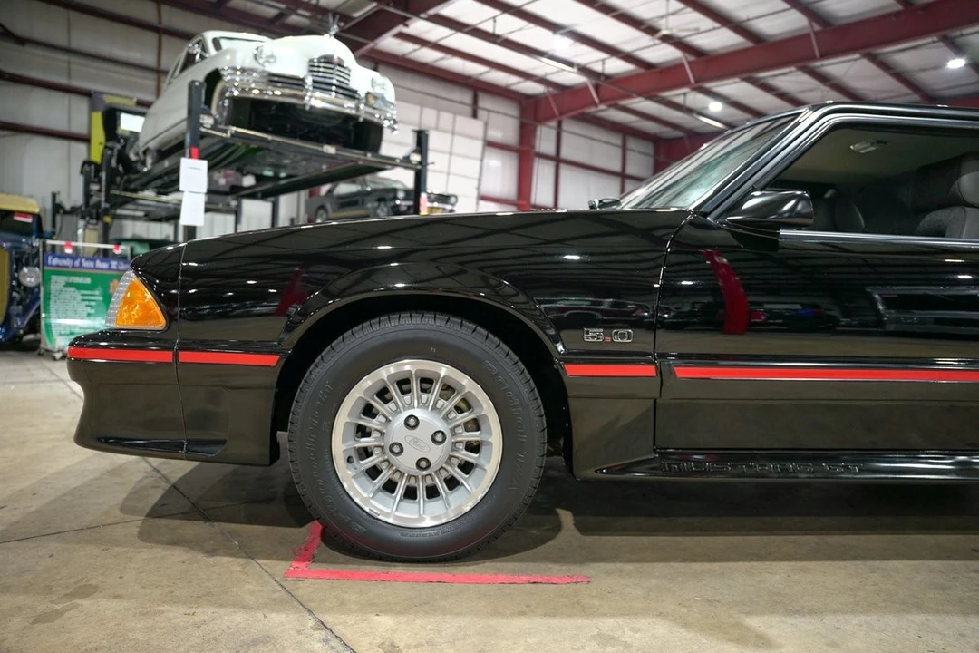 1989 Ford Mustang GT 3rd Gen - Image 3 of 12