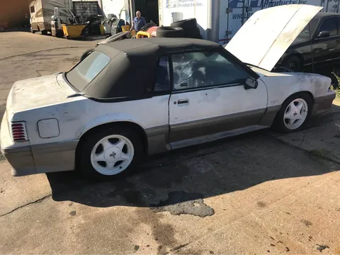 1989 Ford Mustang GT 5.0 Convertible