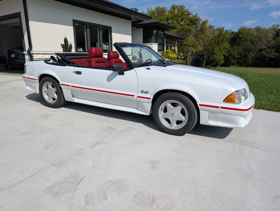 1989 Ford Mustang GT 3rd Gen - Image 2 of 8