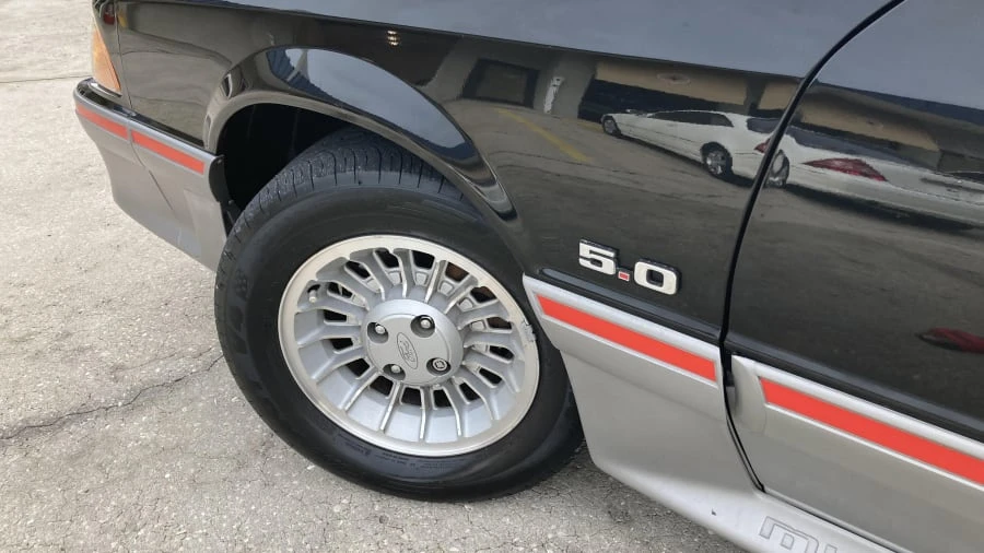 1989 Ford Mustang GT 3rd Gen - Image 12 of 25