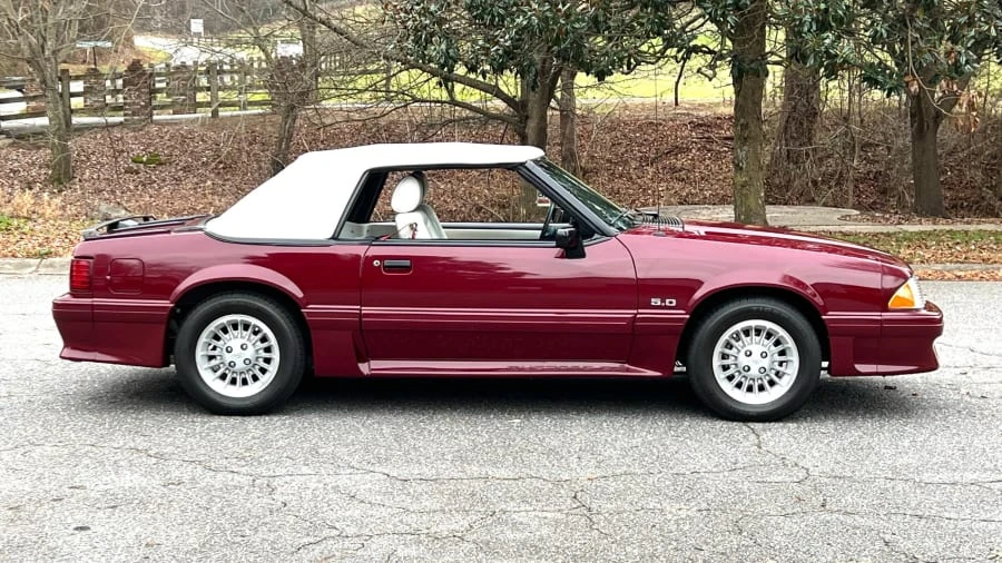 1989 Ford Mustang GT 3rd Gen - Image 17 of 18