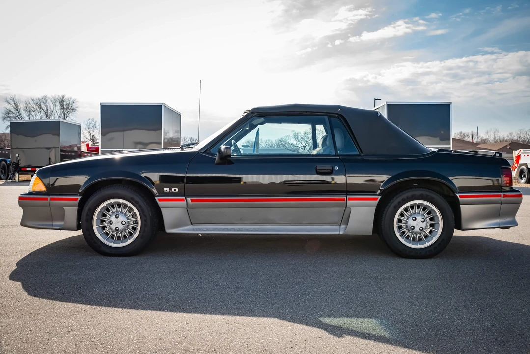 1989 Ford Mustang GT 3rd Gen - Image 20 of 31