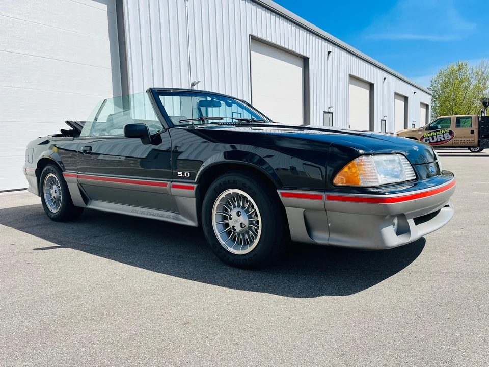 1989 Ford Mustang GT 3rd Gen - Image 16 of 31