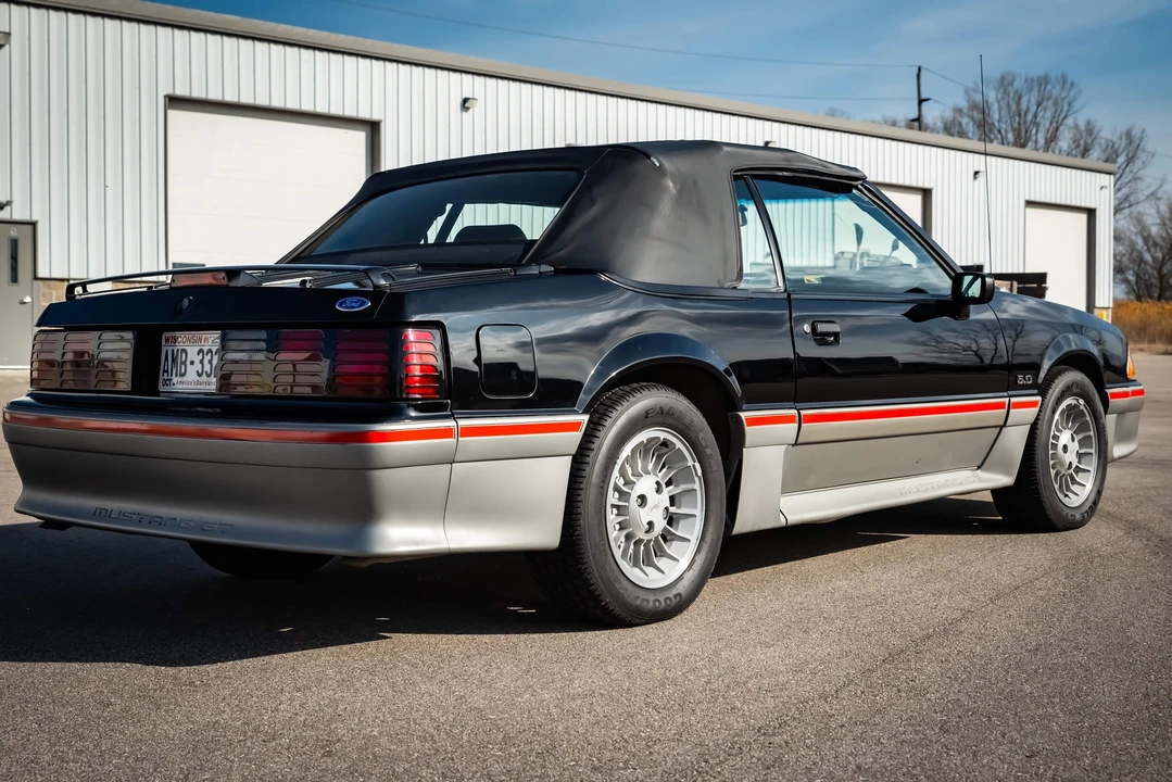 1989 Ford Mustang GT 3rd Gen - Image 23 of 31