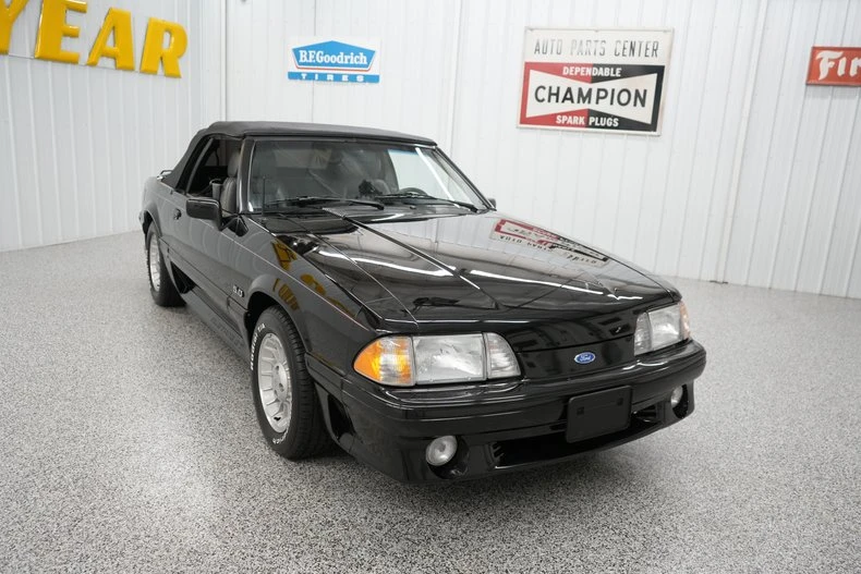 1989 Ford Mustang GT 3rd Gen - Image 22 of 31