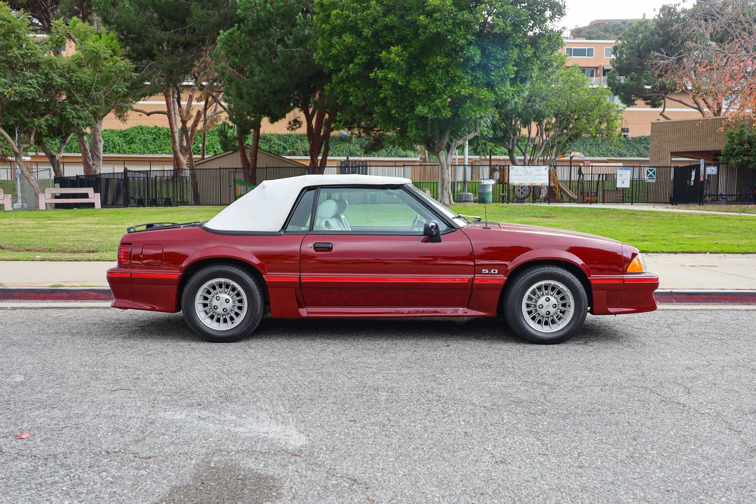 1989 Ford Mustang GT 3rd Gen - Image 16 of 31