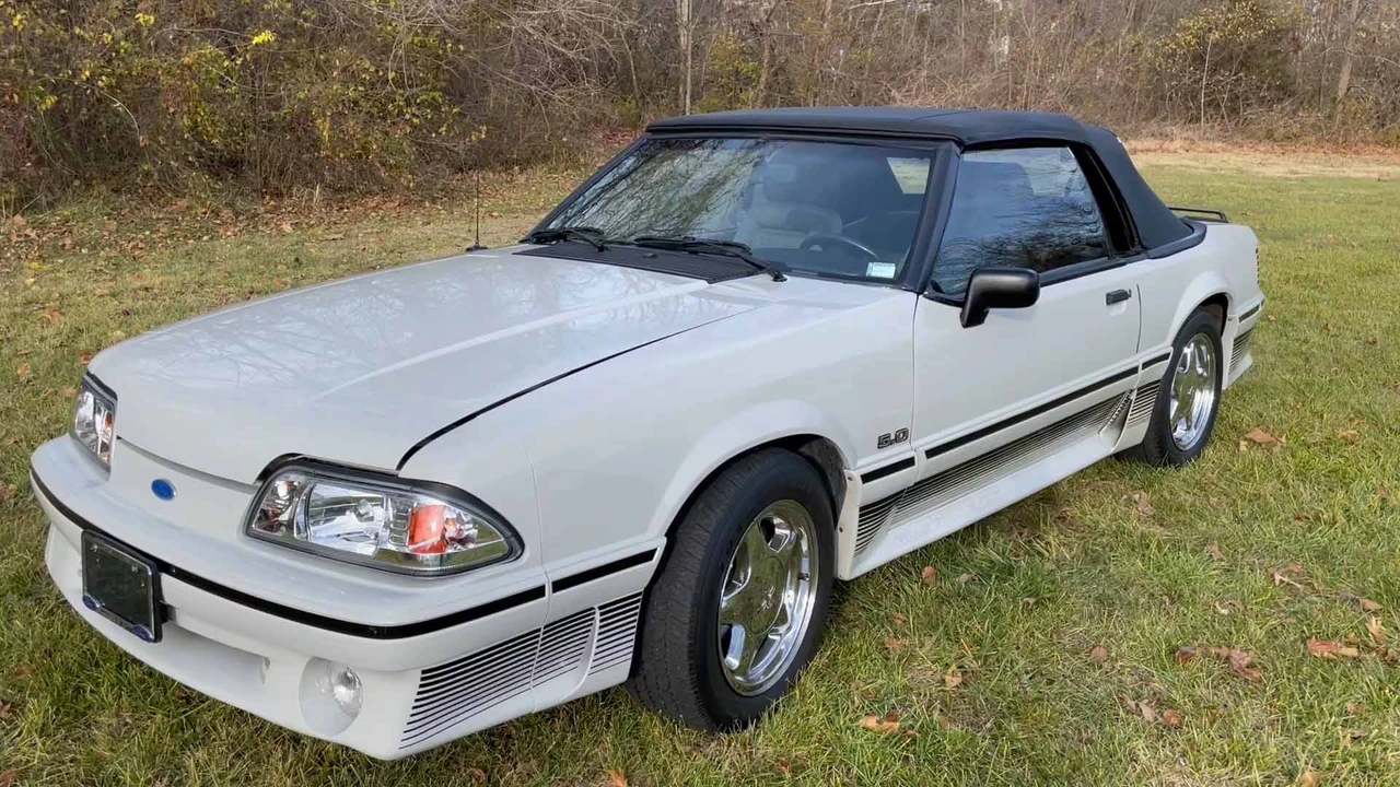 1989 Ford Mustang GT 3rd Gen - Image 12 of 31