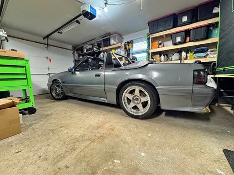 1989 Ford Mustang GT Convertible 2D