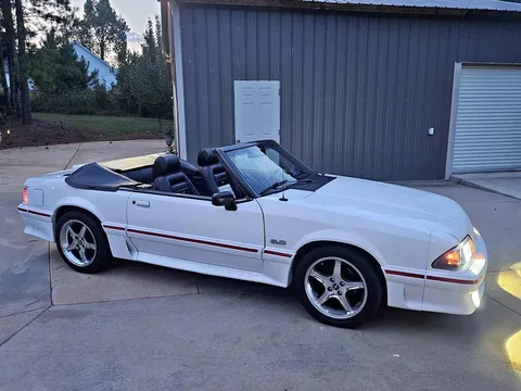 1989 Ford Mustang GT Convertible 2D