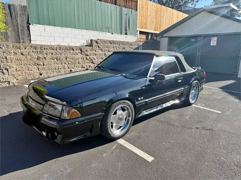 1989 Ford Mustang GT Convertible 2D