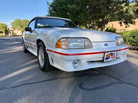 1989 Ford Mustang GT Convertible 2D
