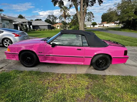 1989 Ford Mustang GT Convertible 2D