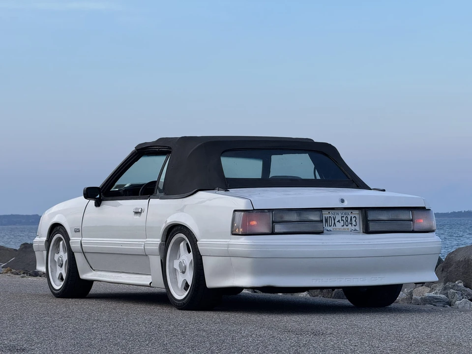 1989 Ford Mustang GT 3rd Gen - Image 27 of 31