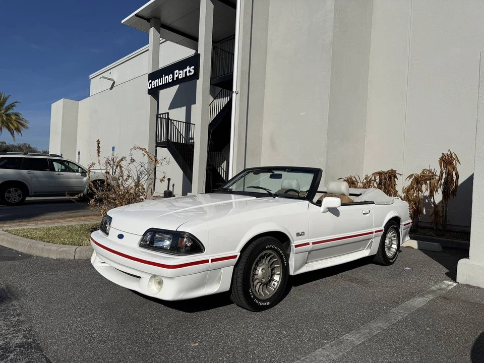 1989 Ford Mustang GT 3rd Gen - Image 2 of 9