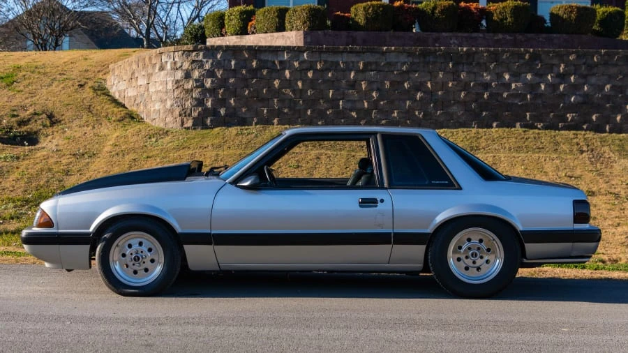 1989 Ford Mustang 3rd Gen - Image 2 of 11